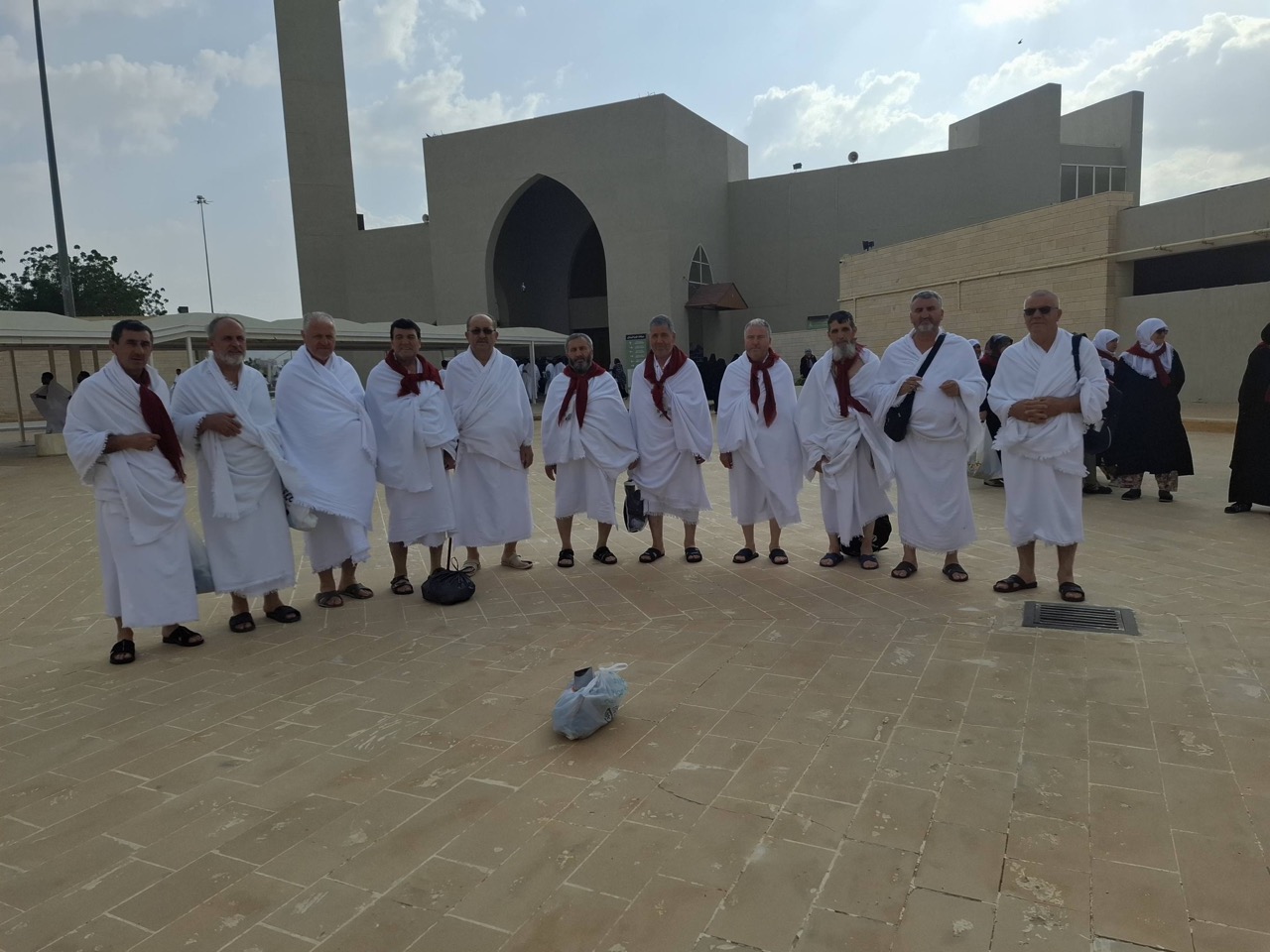 Simboličan prikaz teme vraćanje partnera i ljubavni problemi